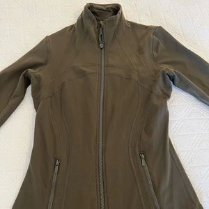 NWT Rare Color LuluLemon Define Jacket size 6